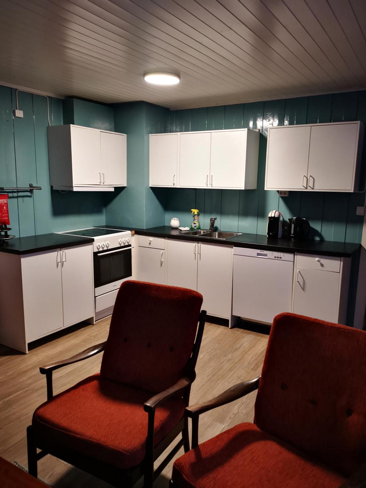 Kaikanten Kro og Rorbu Sennesvik Ruang foto
